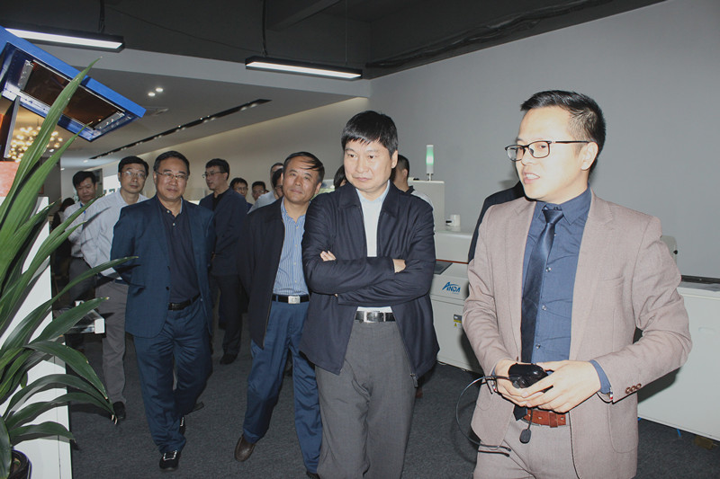 简讯 | 吉林省政协李维斗副主席一行莅临尊龙凯时考察调研